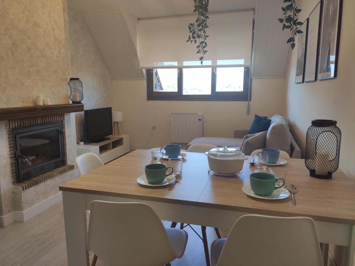 Apartamento Alba Jaca Exterior foto
