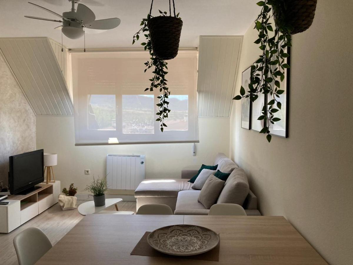 Apartamento Alba Jaca Exterior foto